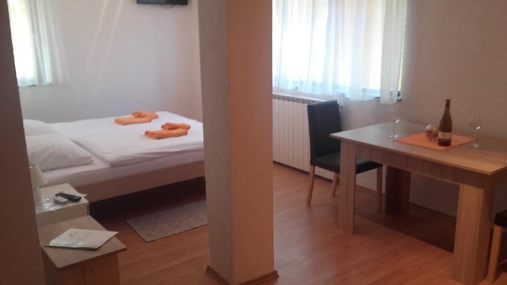 Apartment Pavlesic Slunj Eksteriør billede